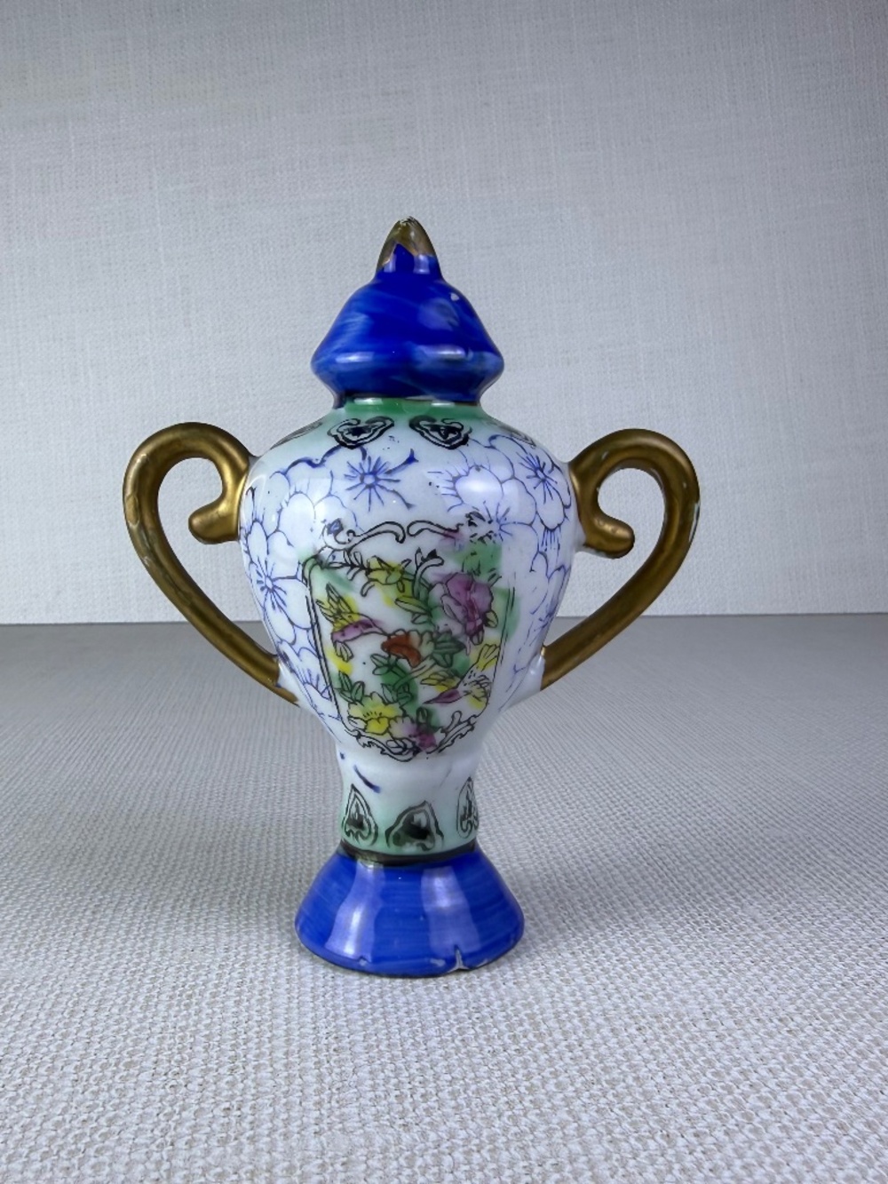 Porcelain Urn Vase Blue White Floral Lidded Jar Asian Style Double Handle Decor